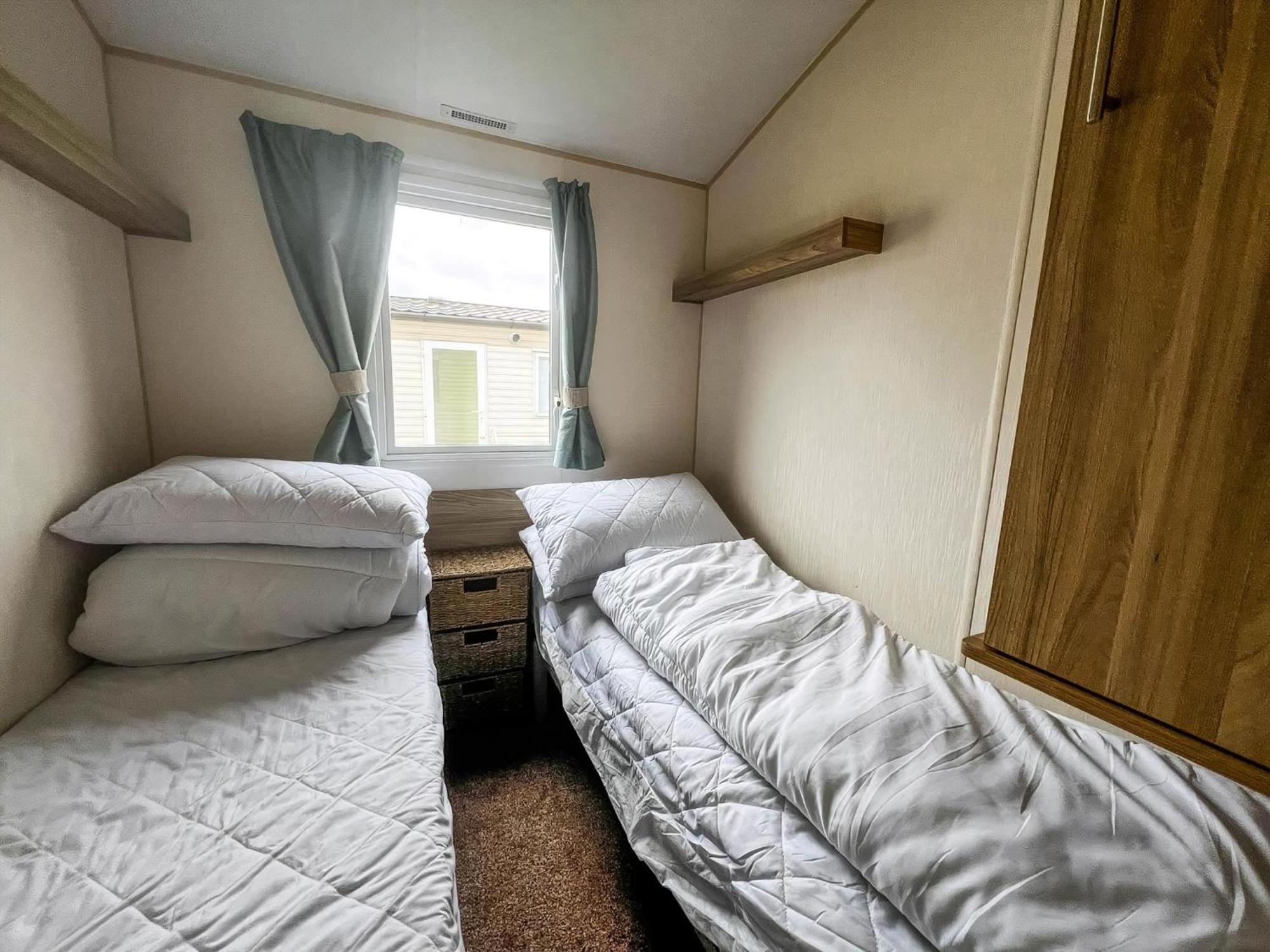 Lovely 6 Berth Caravan For Hire At Barmston Beach Holiday Park Ref 62062Hc Lund Exterior photo