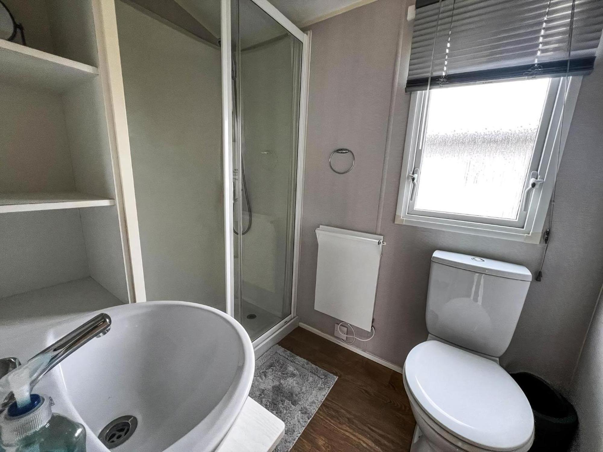 Lovely 6 Berth Caravan For Hire At Barmston Beach Holiday Park Ref 62062Hc Lund Exterior photo